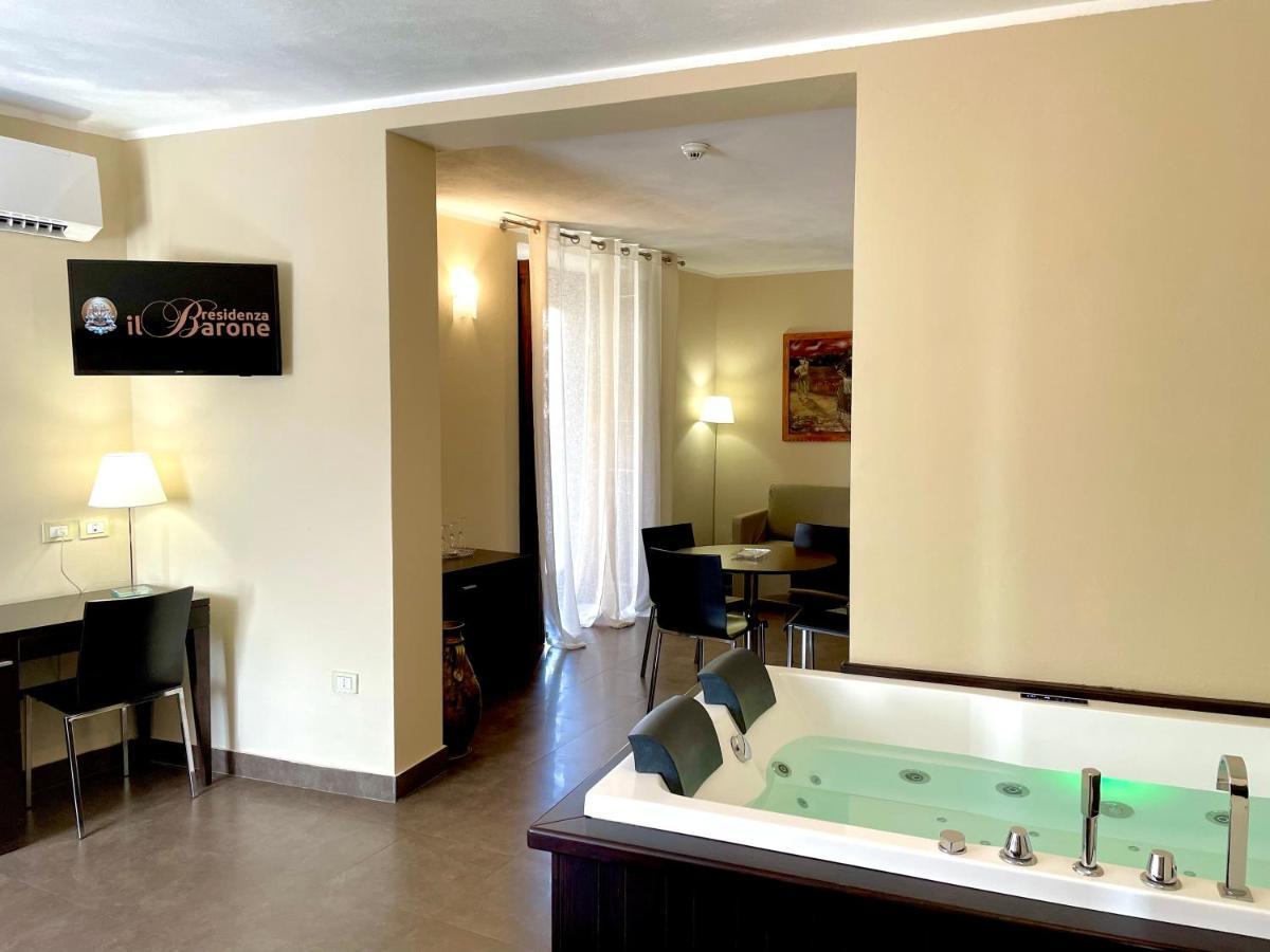 Residenza Il Barone Bed & Breakfast Тропеа Екстериор снимка