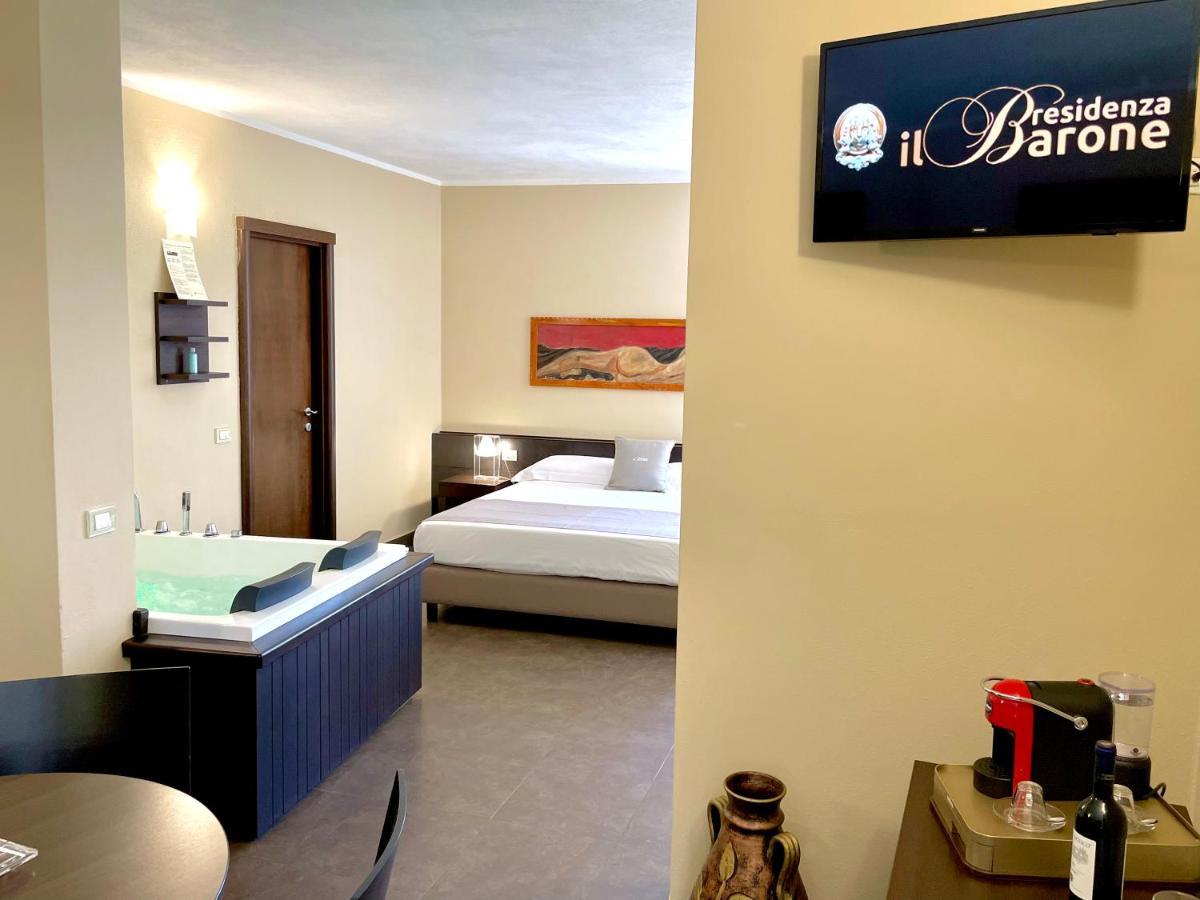 Residenza Il Barone Bed & Breakfast Тропеа Екстериор снимка